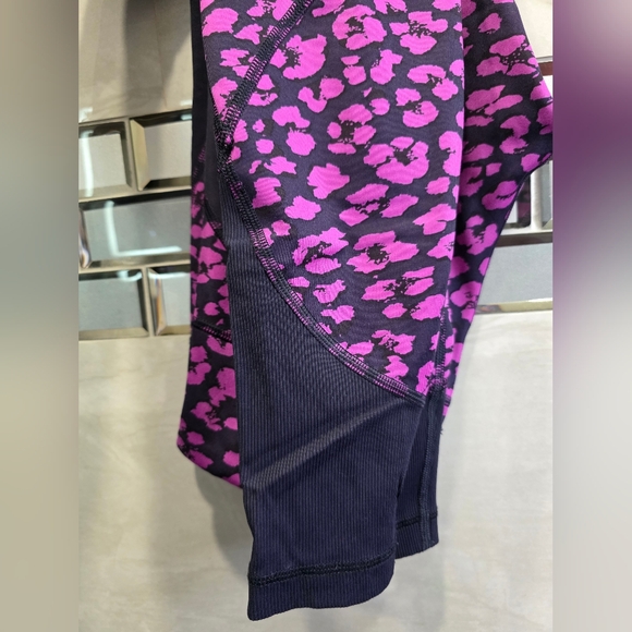 Lululemon Athletica Purple & Black Leopard Print High-Rise Leggings - Picture 3 of 8